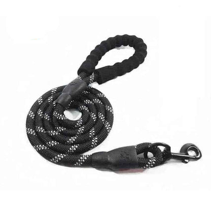 Guia retrátil ajustável preta para cães, alça acolchoada e mosquetão de metal, 5m-15m